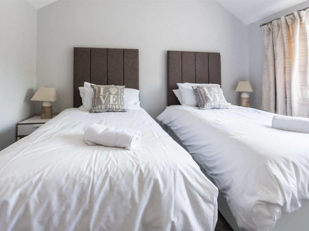 شقة Newlyn House Christleton المظهر الخارجي الصورة